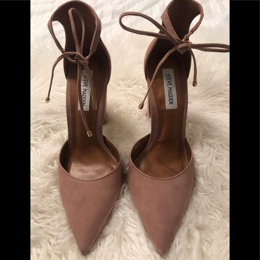 Steve Madden Dusty Rose Suede Heel